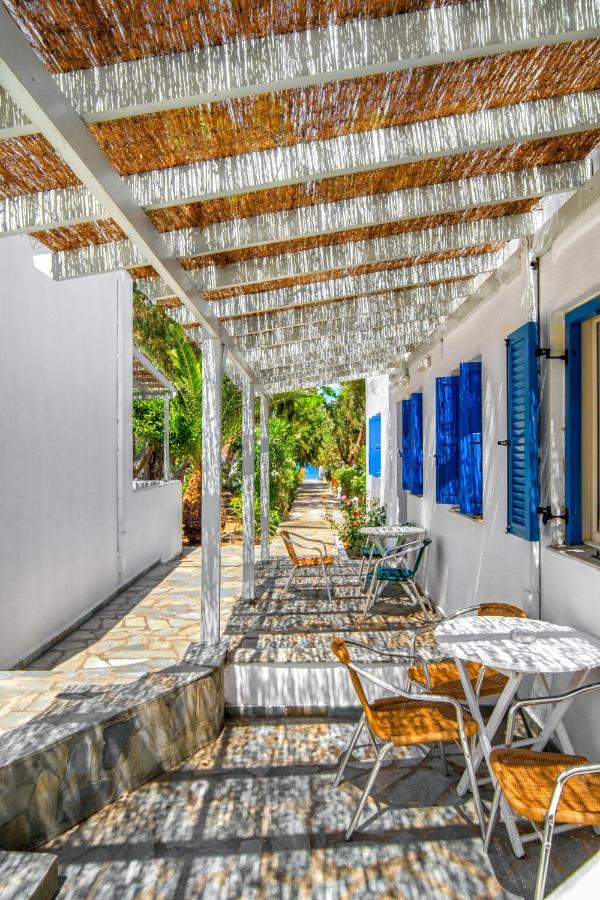 Coralli Seaside Resort Livadakia Extérieur photo
